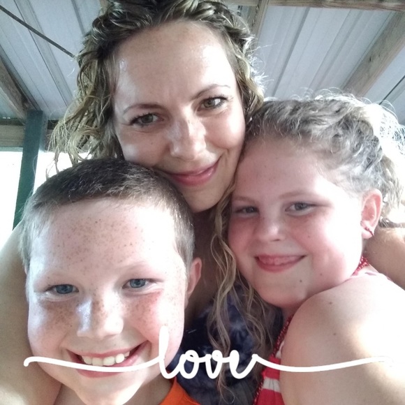 Meet your Posher, Rachael - Picture 1 of 16